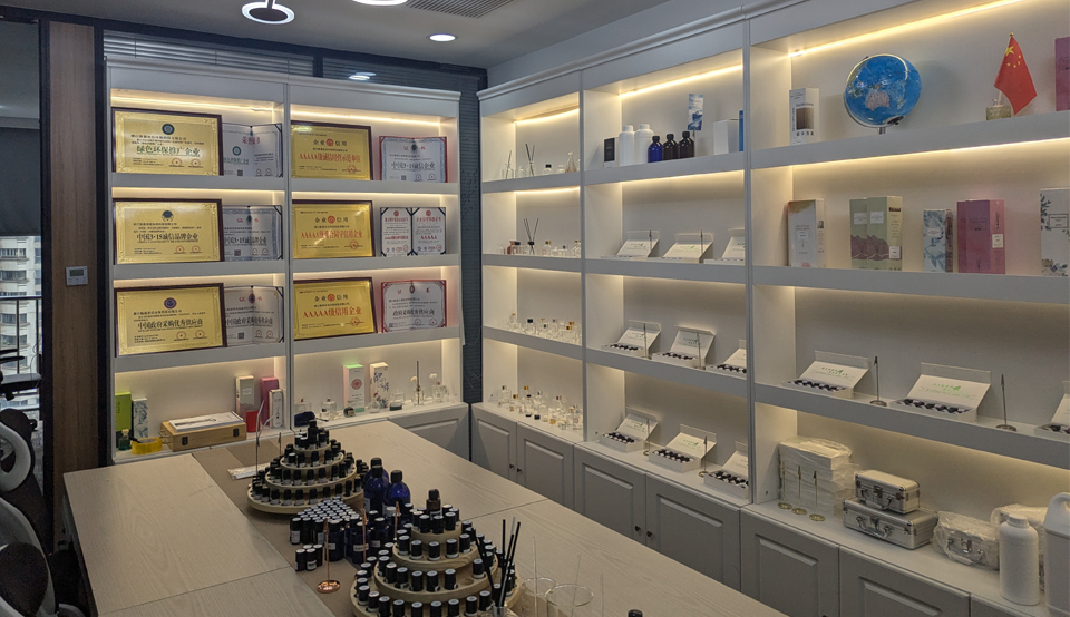 企业简介-右图 企业简介-右图